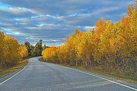 Road to Aihkiniemi